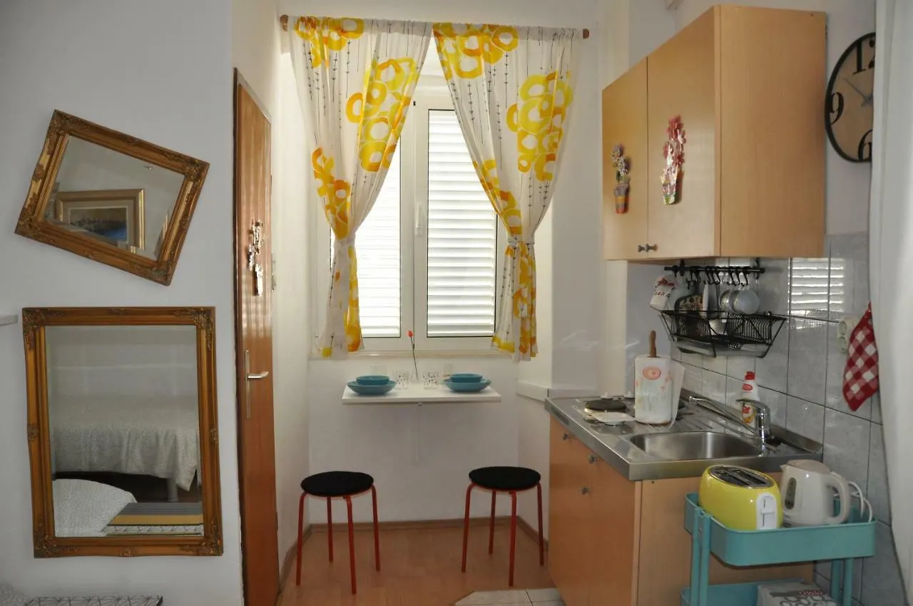 Apartman Padovan 트로기르 아파트